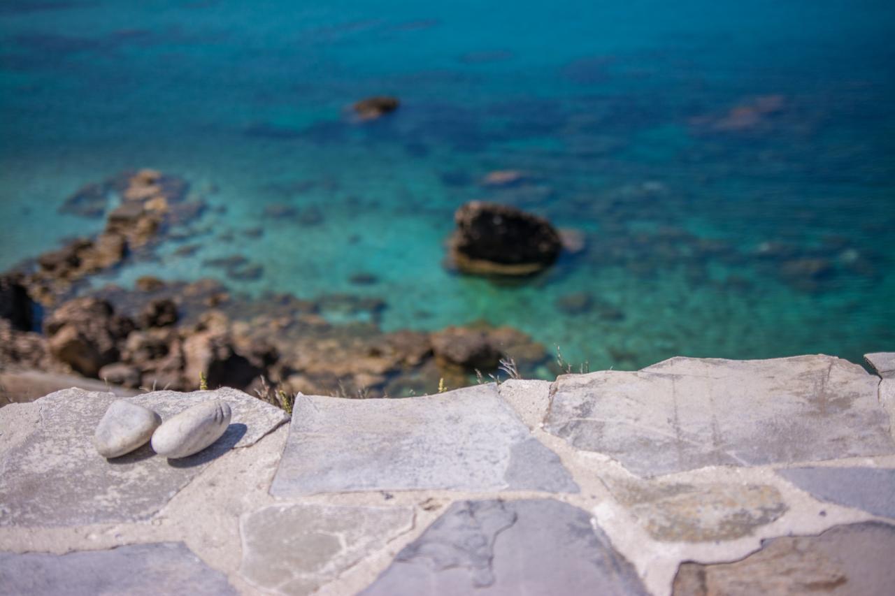 Iliada Suites Naxos City Δωμάτιο φωτογραφία